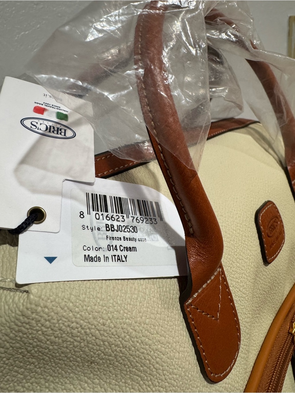 Bric’s Firenze Train Case - Cream with Tan Trim - Picture 7 of 10